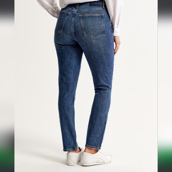 Abercrombie & Fitch Denim - Abercrombie & Fitch The Skinny High Rise Curve Love Medium Womens Sz 28/6R NWT